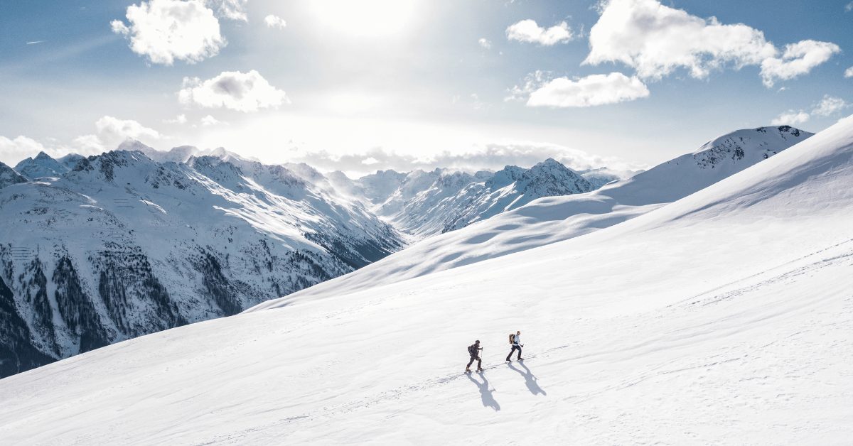 Seasonal Travel Routes to Consider
